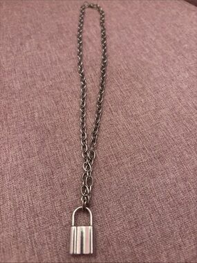 SHEIN Silver Padlock Pendant Chain Necklace